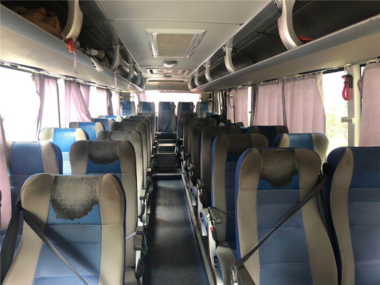 승객은 3유로명 유통 버스 초침 코치 발행 르하드 라이하드 39 좌석을 사용했습니다