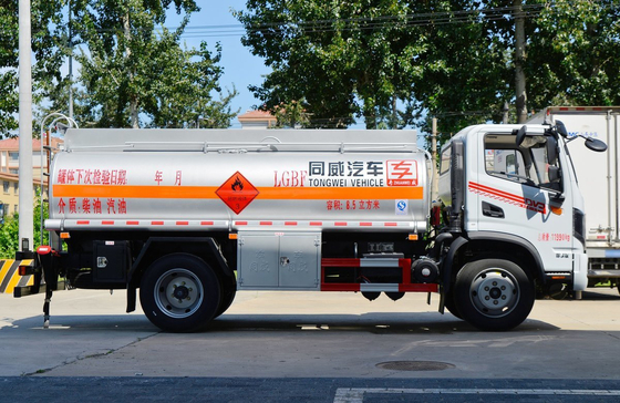 석유 탱커 트럭 판매 케냐 둥펑 4*2 차시 8.5 큐브 탱커 유차 엔진 165hp