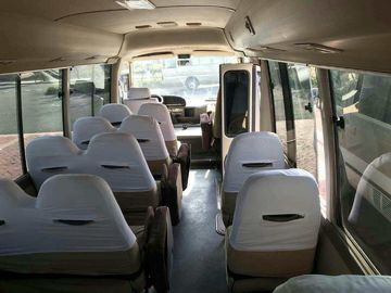 1HZ 6기통 디젤 도야토는 19-29인승 미니 버스가 있는 시내 버스를 사용했습니다.
