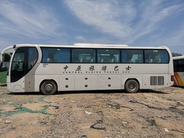 51의 좌석은 Yutong 시 서비스 버스 남자 시리즈 디젤 엔진 왼쪽 조타 차 편평한 백색 색깔을 사용했습니다