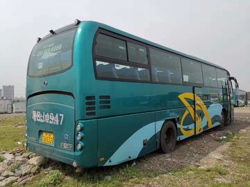 디젤 엔진 유로 III 엔진 6120 모형이 47의 좌석에 의하여 2010 년에 의하여 사용된 Yutong 12m 길이 버스로 갑니다