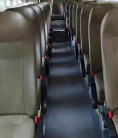 39의 좌석 260HP는 2010 년 8995 x 2480 x 3330mm Yutong 버스 100km/H 최고 속도를 사용했습니다