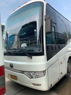 2010년 디젤 Yutong ZK6122 51개의 좌석 RHD는 여행 버스 호화스러운 실내를 사용했습니다
