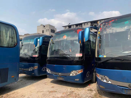 사용된 Yutong 버스 ZK6107 사용된 여객 버스 41 좌석 양문형 사용된 코치 버스 강철 Chiassis 낮은 킬로미터
