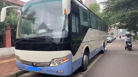 2014년 62개의 좌석은 Yutong ZK6110 버스에 의하여 사용되는 코치 버스 LHD 조타 디젤 엔진을 사용했습니다