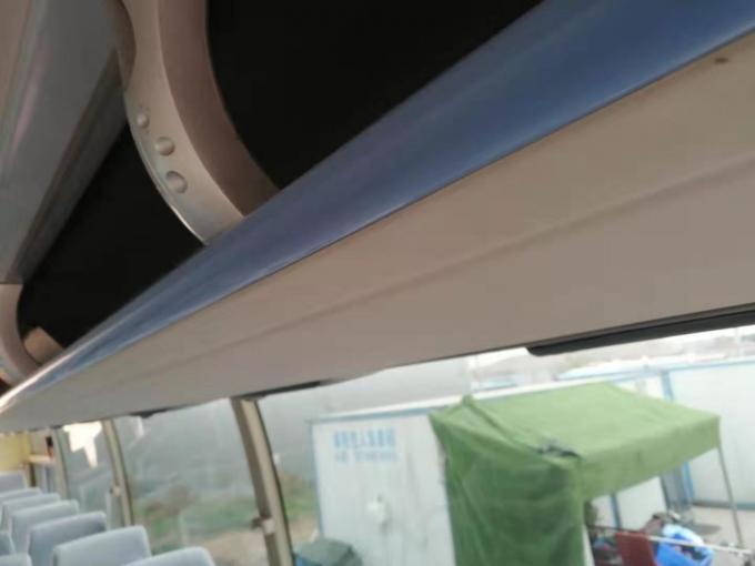 오른손 드라이브를 가진 사용된 호화스러운 차 여행 버스