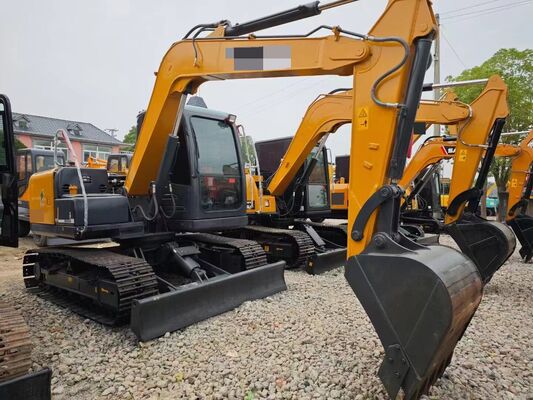 품질  Used tracked Excavator Chinese brand 8.24 tons in excellent condition  capacity 0.3m³ rated power 54.3kW for construction 공장