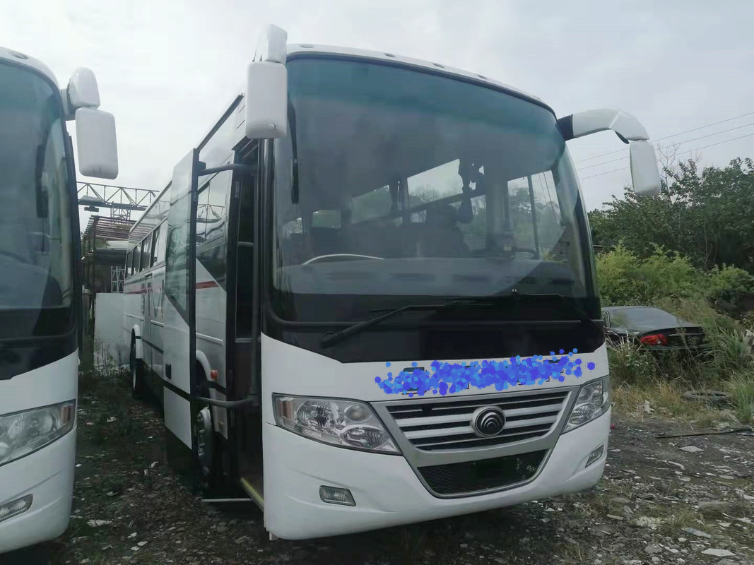RHD / LHD는 범퍼 플레이트 스프링 서스펜션 유통 ZK6112D와 대형 버스 2+3layout 60 자리를 사용했습니다