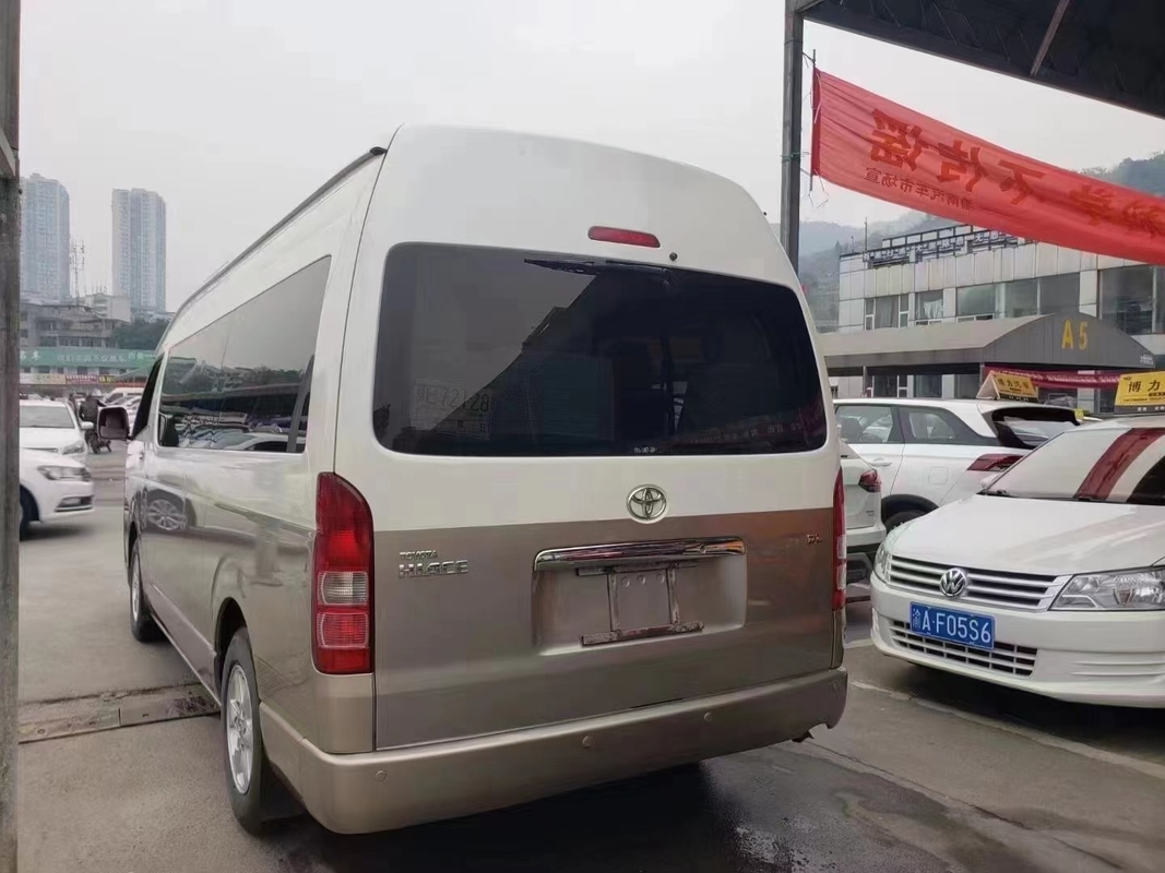 2018년 13 좌석은 높은 지붕을 가진 정면 엔진 Toyota Hiace 버스를 가진 소형 버스를 사용했습니다