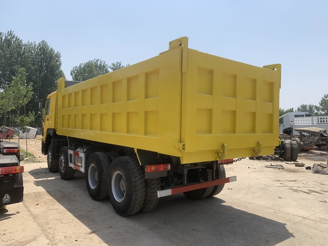 사용된 디젤 화물 자동차 새로운 덤프차 8*4 오른손은 HOWO 브랜드 중국 트럭 371-375-420hp를 운전합니다