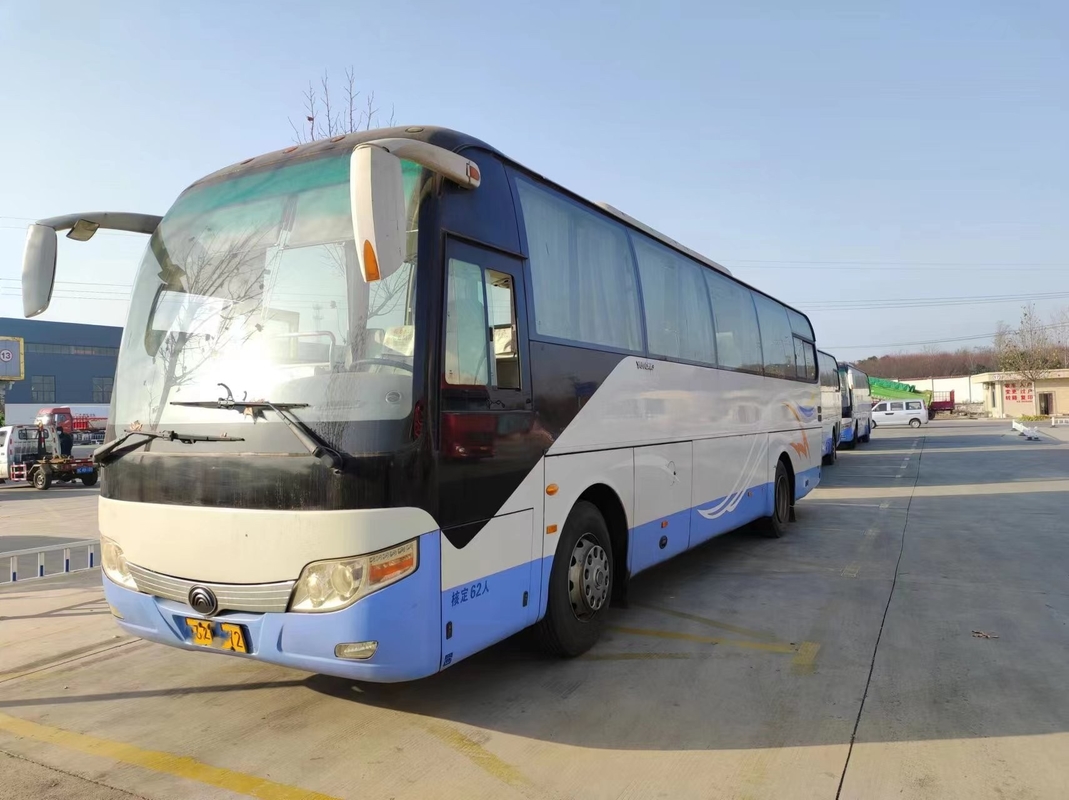 사용된 디젤 엔진 버스 옳은 스테에링 버스 유통 Zk6110 2+3layout 62 자리 뒤쪽 유차이 엔진 버스