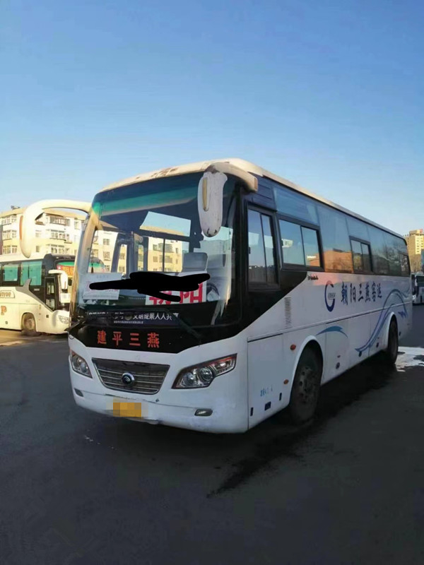 사용된 셔틀 버스 2014년 44 자리 ZK6102D는 전방 엔진으로 버스와 코치들을 사용했습니다