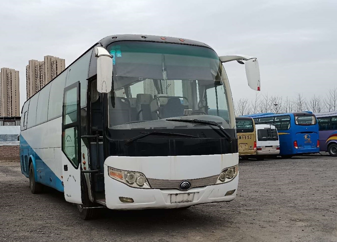 간접이 투어 버스 51 자리 화이트 색 사용된 유통 버스 유차이 엔진 ZK6110