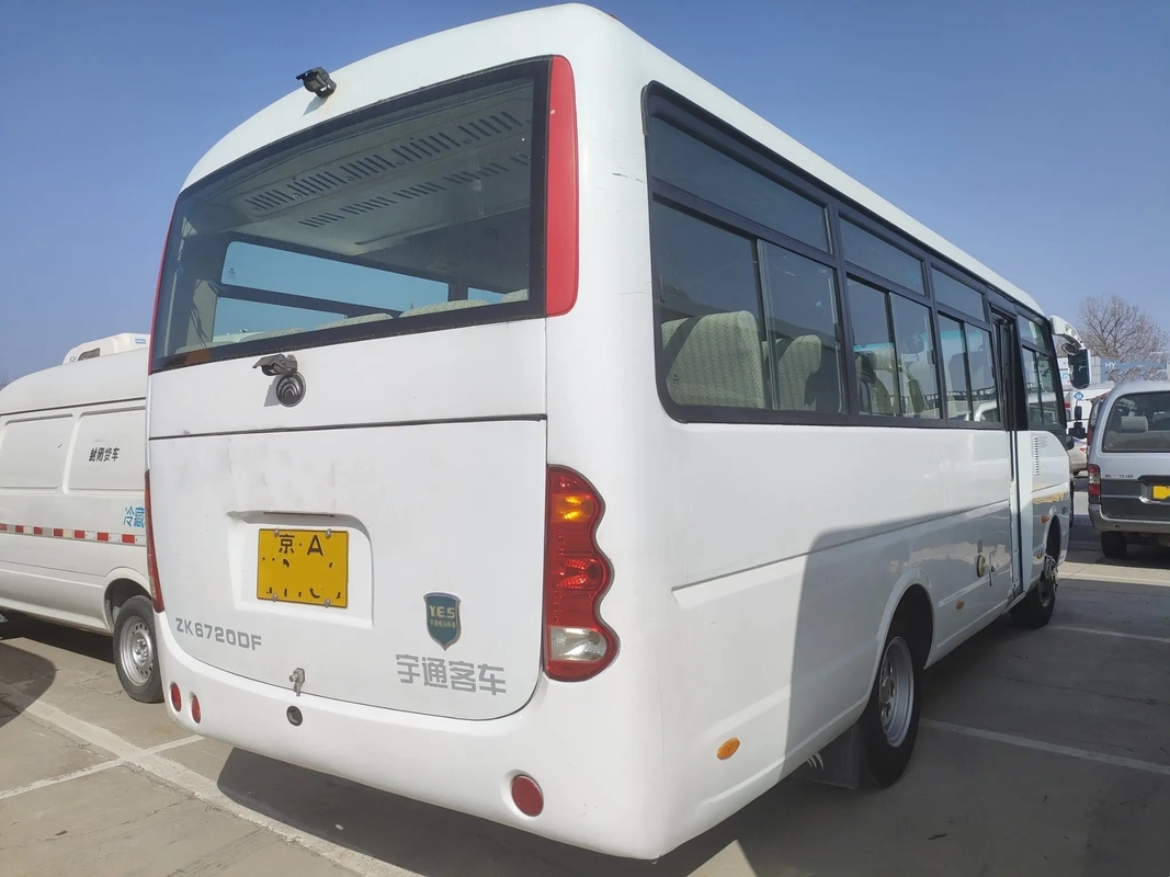 사용된 짧은 버스 폴딩 도어 26 자리 전방 엔진 회전 윈도 7 미터 초침 젊은이 협회 버스 ZK6720D
