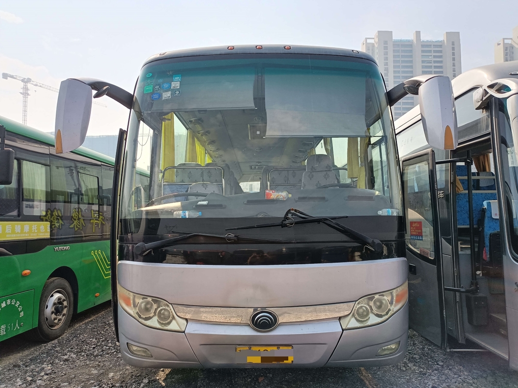 코치 중고 유동 ZK6127 모델 67 좌석 2+3 좌석 배열 단일 문