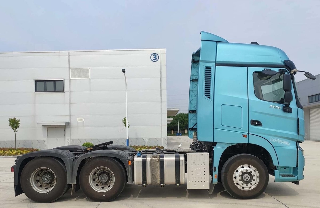 Zf 기어박스 Amt 560hp 사용 된 연료 오일 트럭 베이벤 말 머리 6 * 4 드라이브 모드 3 축