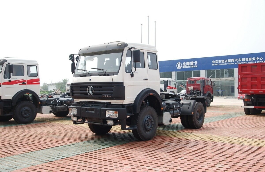 6 타이어 중량용 트럭 4*2 베이벤 헤드 트랙터 300 hp 평면 지붕 유로 3