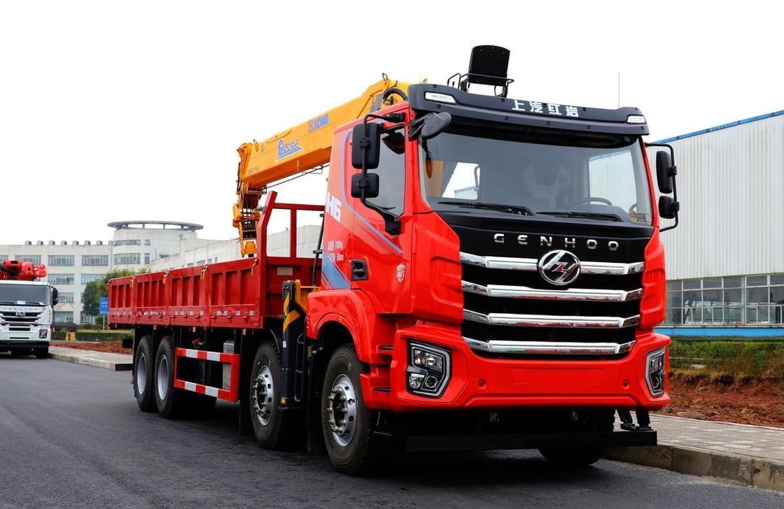 8*4 드라이브 모델 사전 소유 트럭 크레인 홍콩산 350hp 중량 Euro 6