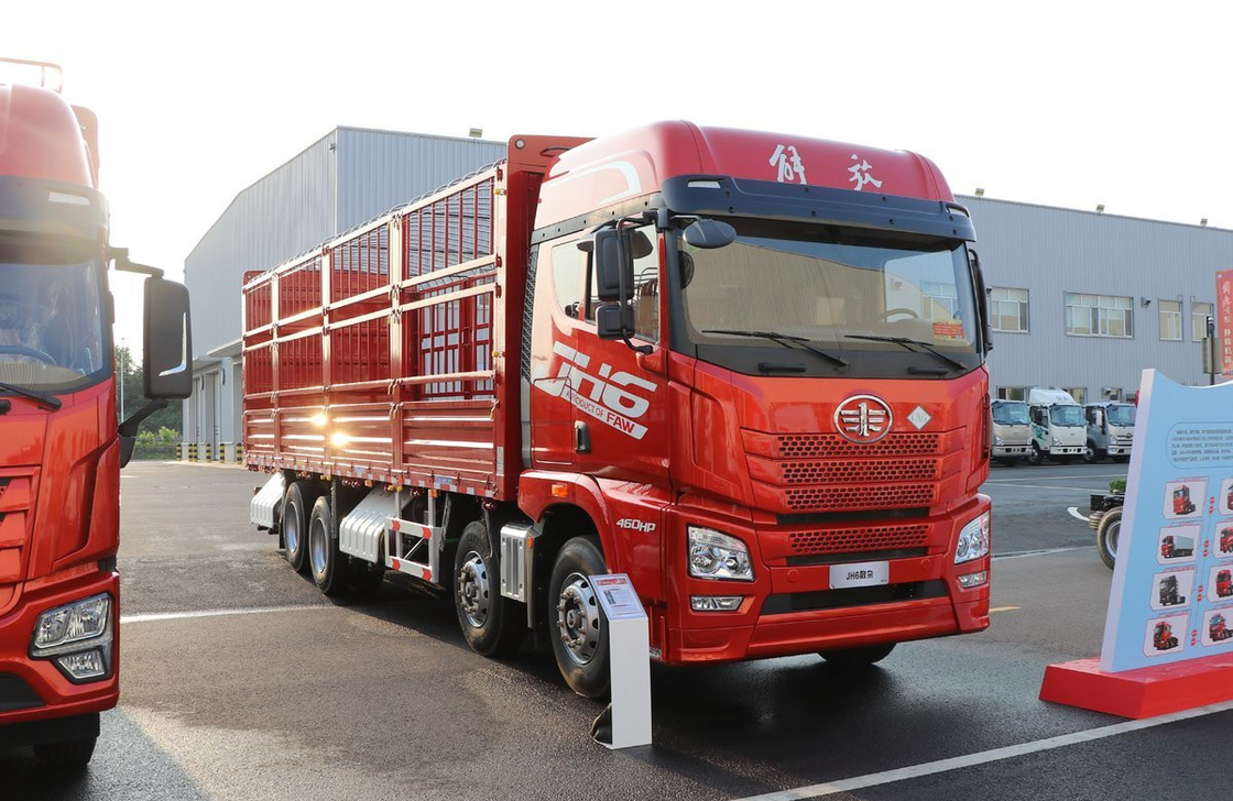 중고용 화물 트럭 중국에서 판매 济芳 CNG 460hp 중량 단일 반 캐비