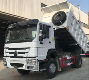 Howo 트럭 판매 가나 16 톤 300hp 로딩 매우 강력 왼손 운전 유로 2