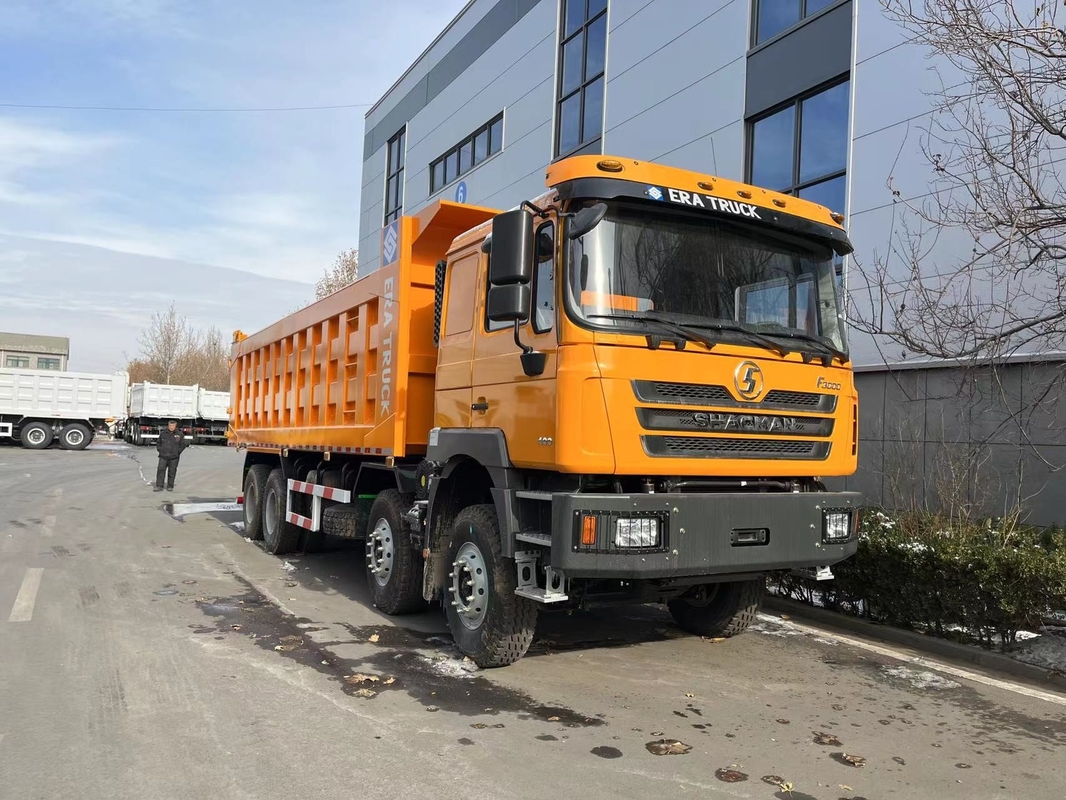 중고용 틱퍼 트럭 좋은 상태 샤크만 400hp 8*4 F3000 덤프 트럭 12 타이어 표준 객실