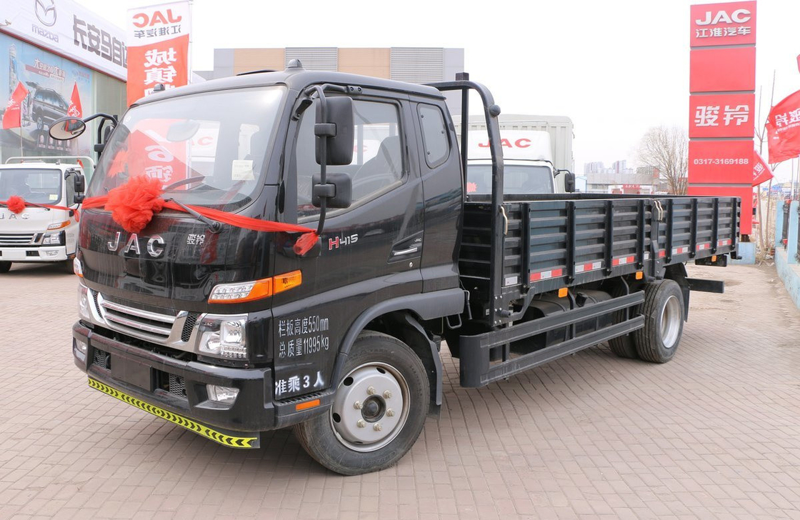 새로운 경량 화물 트럭 검은색 145hp 디젤 엔진 8톤의 단 1 1/2 캐비