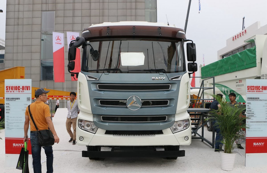 콘크리트 트럭 판매 Sany 믹서 트럭 8m3 탱커 용량 313hp 엔진 빠른 변속기