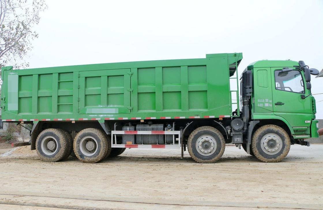 샤크맨 사용 된 틱퍼 트럭 X6 중량 8*4 덤퍼 300hp 유료 화물 30-50 톤 LHD/RHD