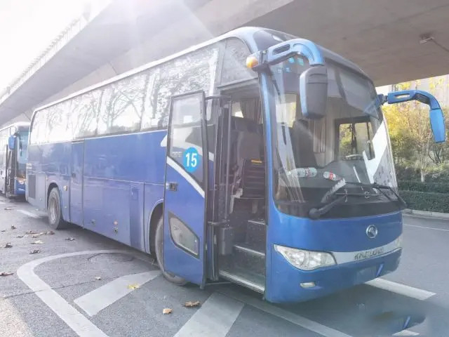 좌측 운전자 대용량 수하물 45석 대용량 KingLong 사용 된 여객 버스