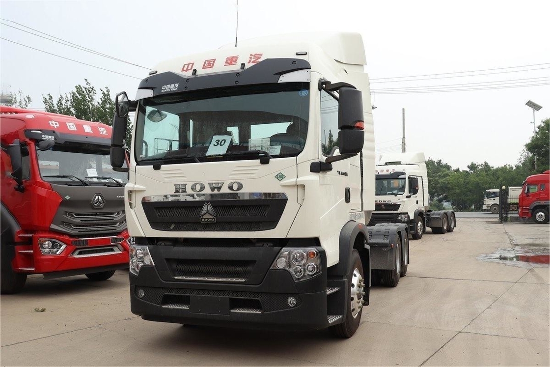 HOWO 단열 Semi TX 중형 트럭 440HP 6X4 12 기어 듀얼 드라이브 LNG 트랙터 국가 VI