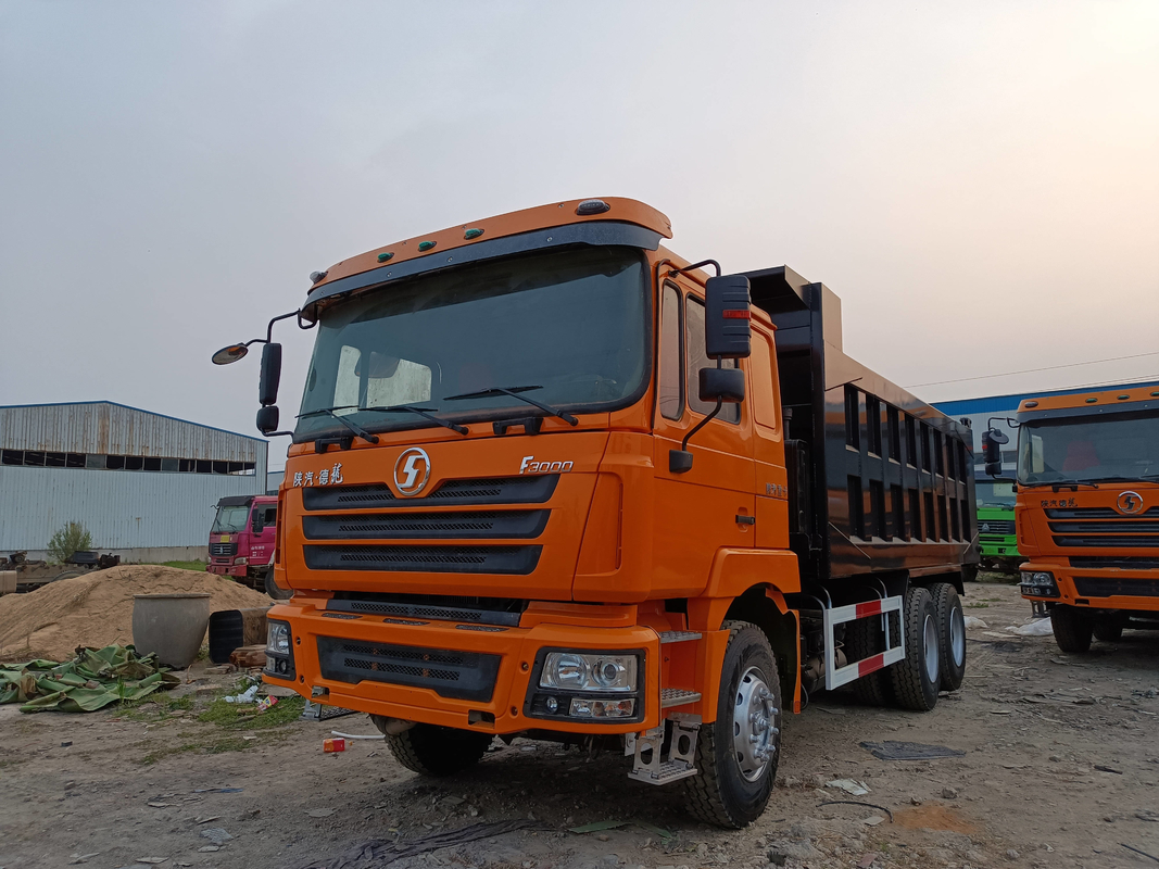 샤크맨 F3000 덤프 트럭 6*4 리모델링과 함께 사용 된 웨이차이 380hp 디젤 평면 지붕 캐빈