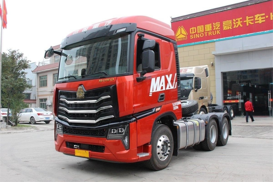 HOWO 맥스 무거운 트럭 480HP 높은 지붕 6X4 디젤 수동 12단 국가 VI 트랙터