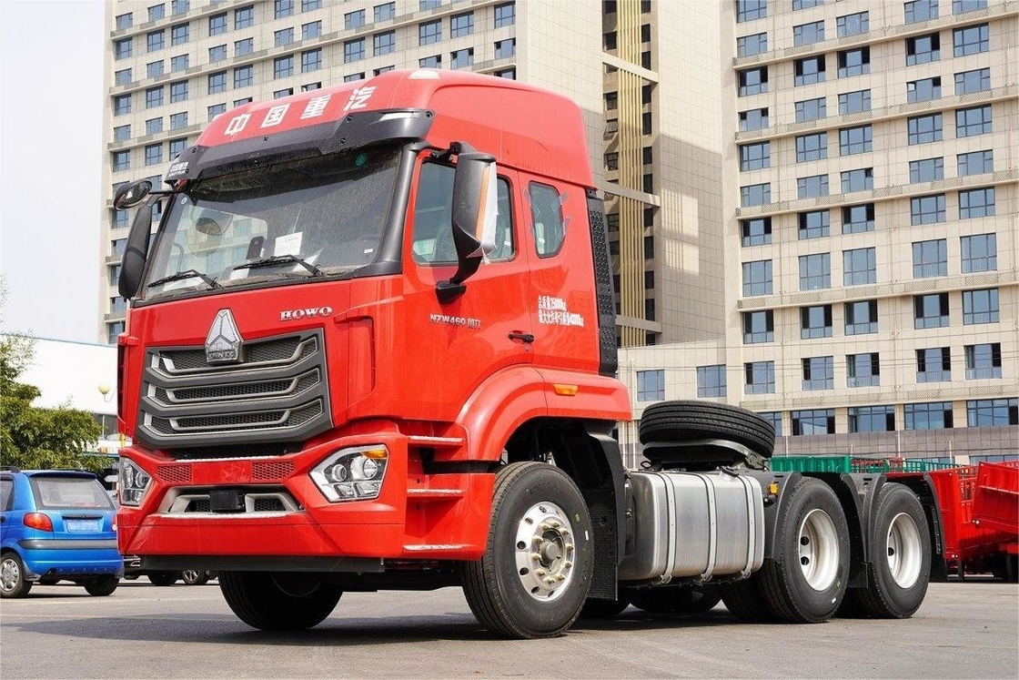 HOWO N7W 중량 트럭 시노트럭 12속 460마력 6X4 트랙터 트럭 (주차)