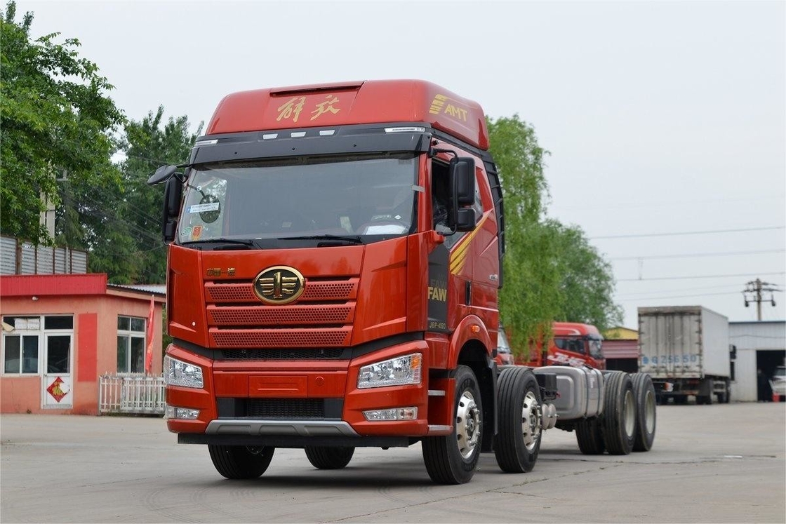 FAW Jiefang 중량 트럭 하이 톱 10 스피드 디젤 8X4 320HP 9.5m 레일링 운반 트럭 차시