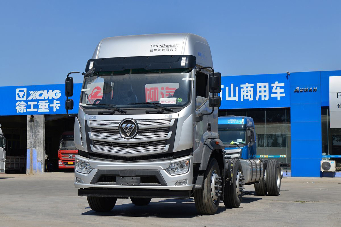 단일 행과 반 좌석 포톤 오만 트럭 높은 지붕 디젤 245HP 6X2 8.6m 트럭 차체