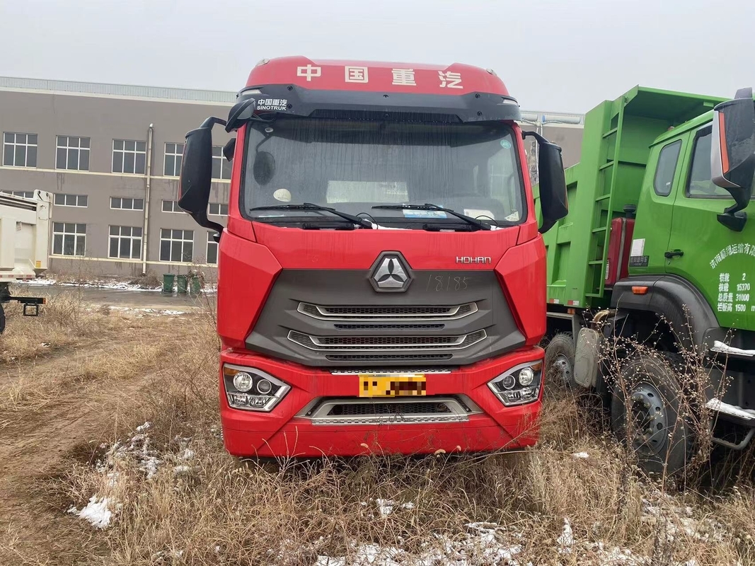 시노 트럭 잎 스프링 웨이차이 440hp 강력한 엔진 호한 트랙터 헤드 6 * 4 높은 지붕