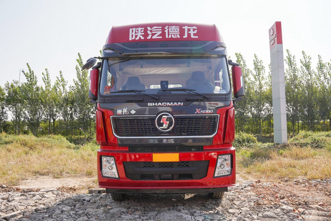 샤크맨 트랙터 트럭 유로 6 후면 듀얼 엑셀 후면 8륜 480HP 6X4 LNG 에어백 좌석