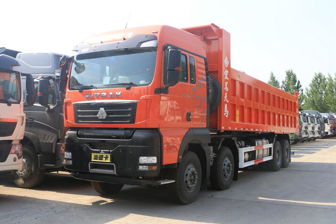 시트랙 G7H 모델 좋은 에어컨 540HP 8X4 8.4m Sinotruk 덤프 트럭 그리드 U형 화물 상자