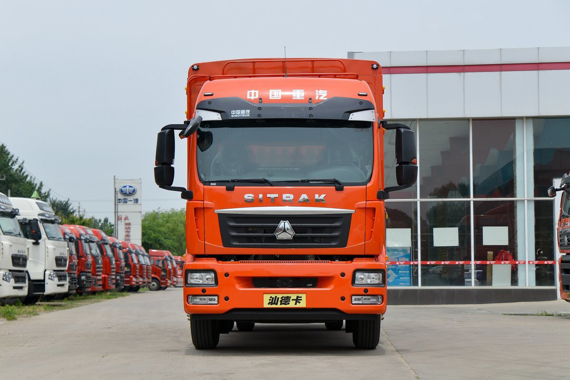 오렌지색 몸체 AMT 높은 지붕 공기 변압기 디젤 8 속도 250HP 6.8m 시트랙 울타리 트럭
