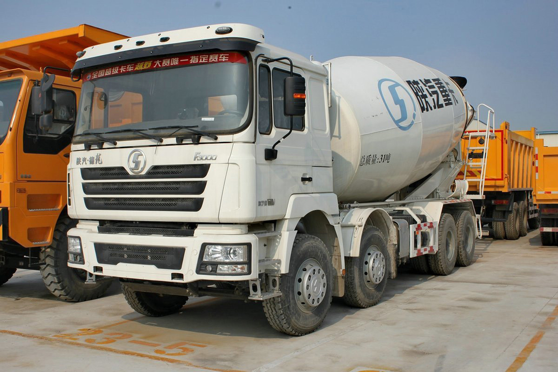 산시 자동차 중량 트럭 델롱 F3000 375HP 8X4 수압 주 좌석 콘크리트 믹서 트럭