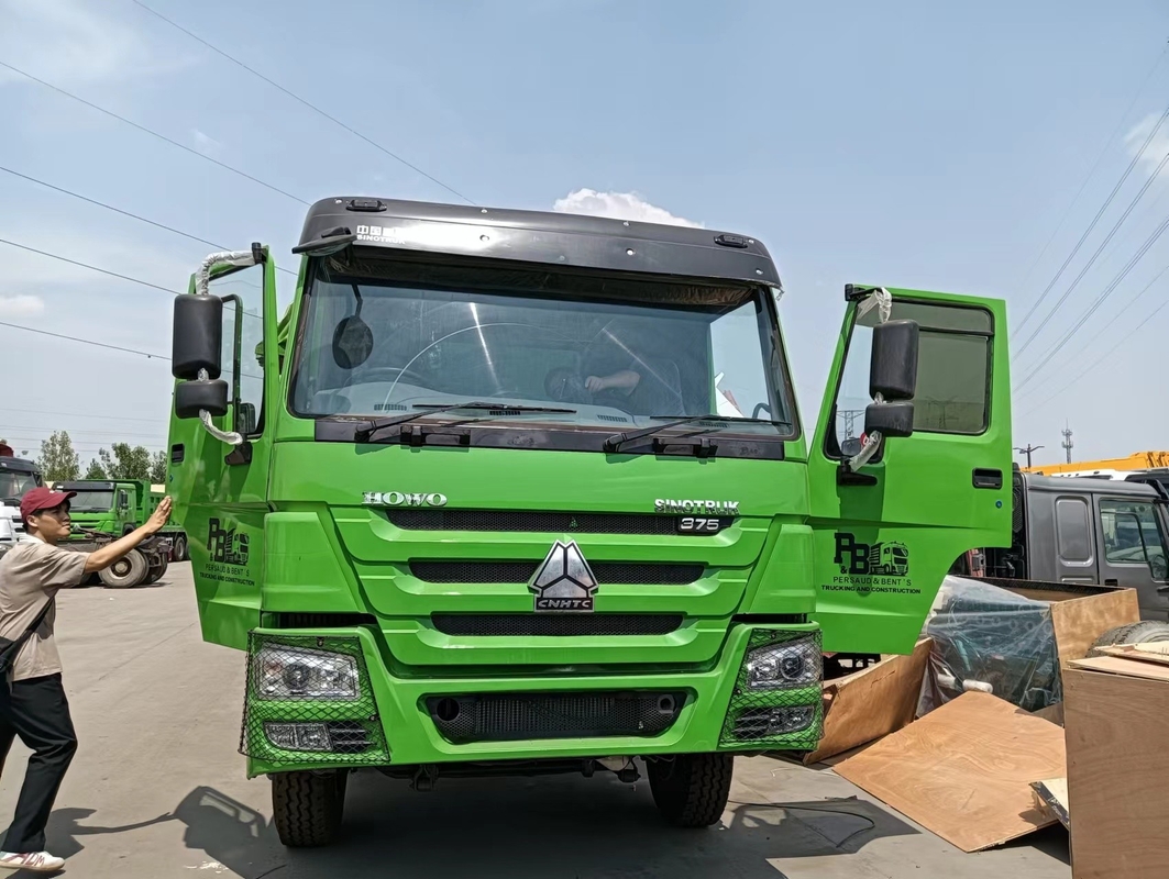 사용 된 덤퍼 트럭 짐바브웨에서 사용 Sinotruk Howo Leaf Spring 30CBM 박스 오른쪽 손 드라이브
