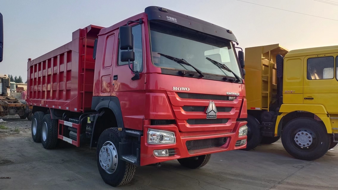 하우 덤프 트럭 사용 한 반 줄 객실 Sinotruk Tipper 20cbm 상자 380hp 유로 2 배출