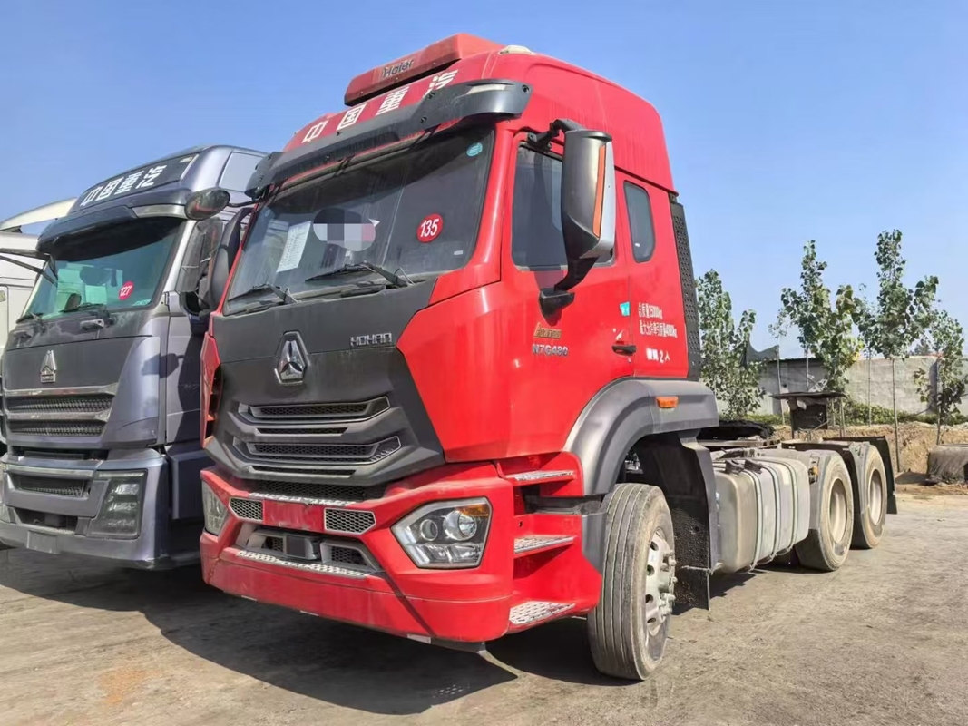 중고용 트랙터 트럭 헤드 10 타이어 시노트럭 호한 N7G 2021년 트레일러 트럭 남자 엔진 480hp