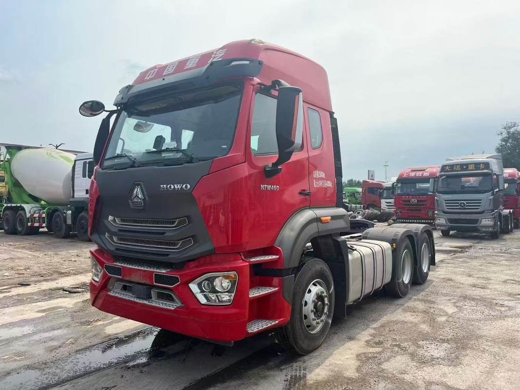 호한 트럭 헤드 유로 5 배출량 높은 지붕 객실 460hp 새 상태 2021 호한 N7W 잎 봄