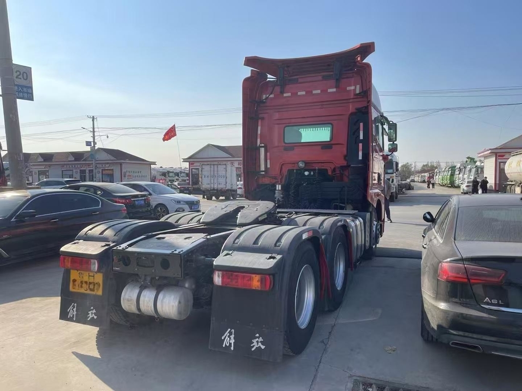 사용 된 헤드 트럭 ABS Jiefang 트랙터 헤드 JH6 2021 년 6 * 4 드라이브 모드 AT Weichai550hp