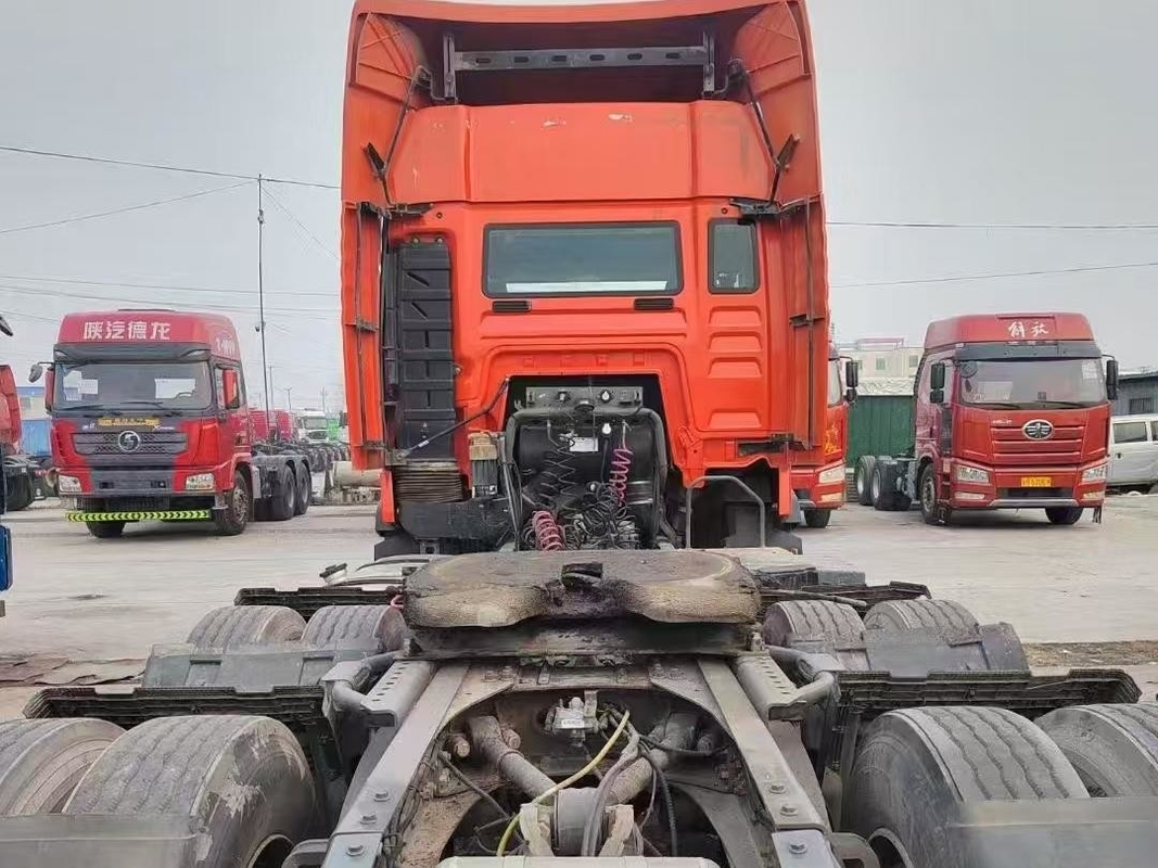 시노 트럭 호우 MAN 엔진 460hp 2021년 6×4 드라이브 모드 호우TX 트랙터 헤드 높은 지붕과 잠자리