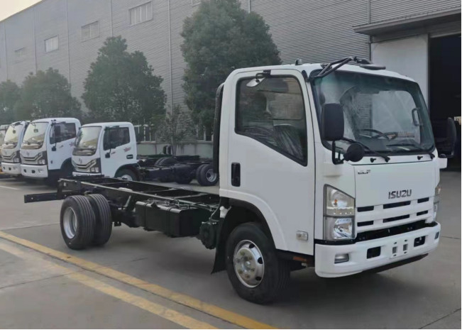 ISUZU 트럭 차시 KV100 KV600 700P 모델 새 트럭 판매 주문 상자 오른쪽 핸드 드라이브 가용