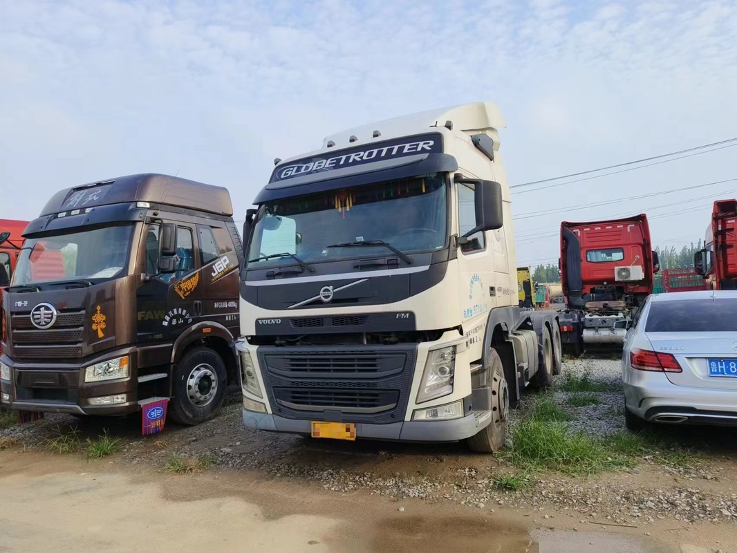 중고용 트랙터 헤드 트럭 볼보 FM 460hp 2 차 트레일러 트럭 2019 년 수면장 장거리 운송