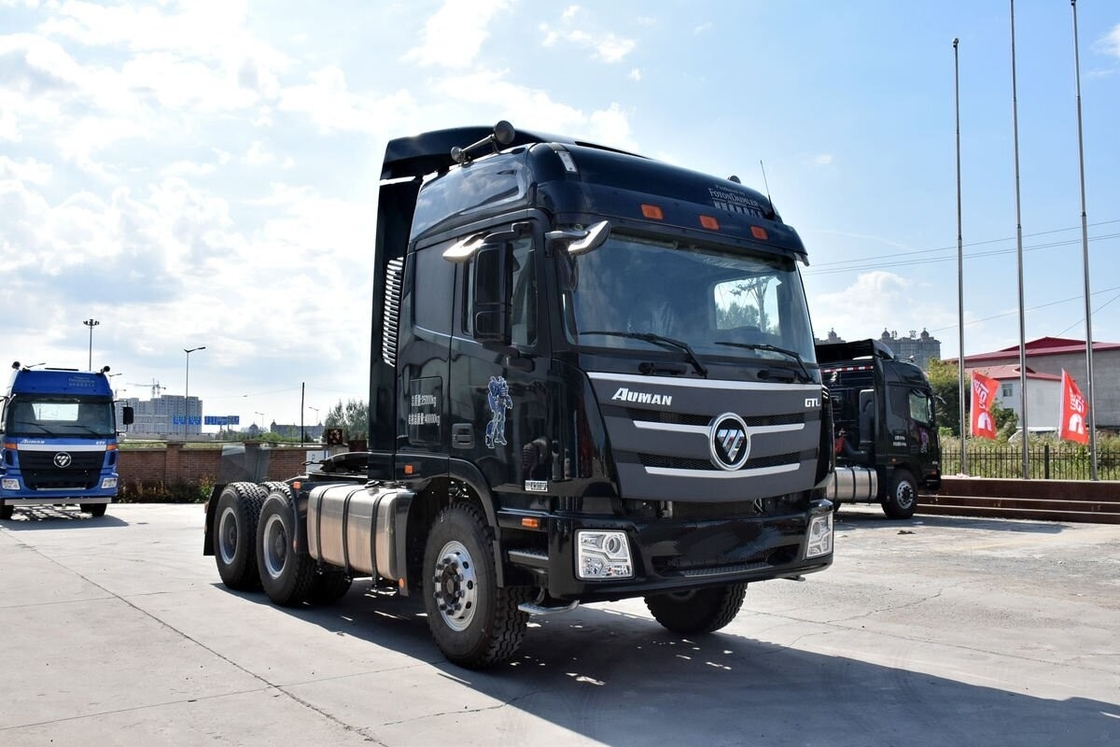 사용 된 트랙터 헤드 유로 IV 디젤 엔진 포톤 아우만 430hp 6 * 4 드라이브 모드 10 타이어 나쁜 도로를 실행