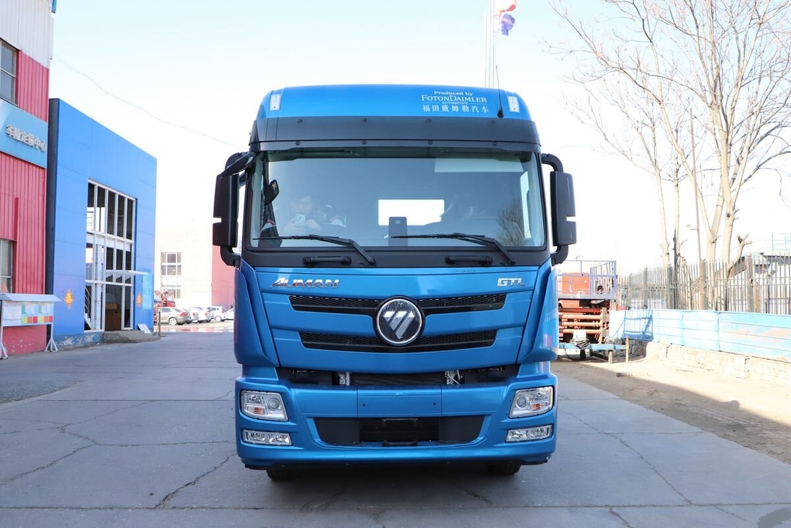 사용 된 자동 수동 변속기 트랙터 헤드 포톤 오만 440hp 커민스 엔진